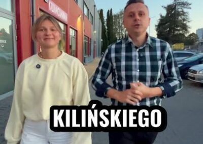Cześć! 👋 Zastanawiasz się, co robić w te chłodne, jesienne wieczory? 🍂 Co powiesz na ciepłą kawę,